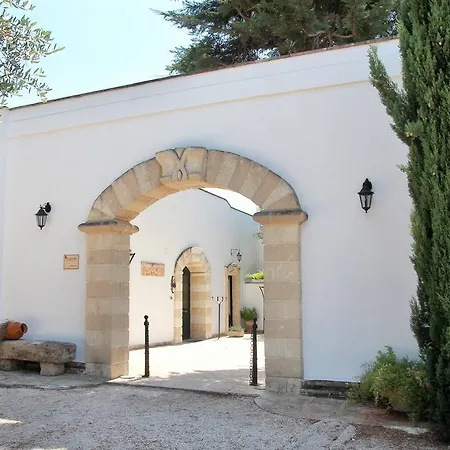 Masseria Lapica *